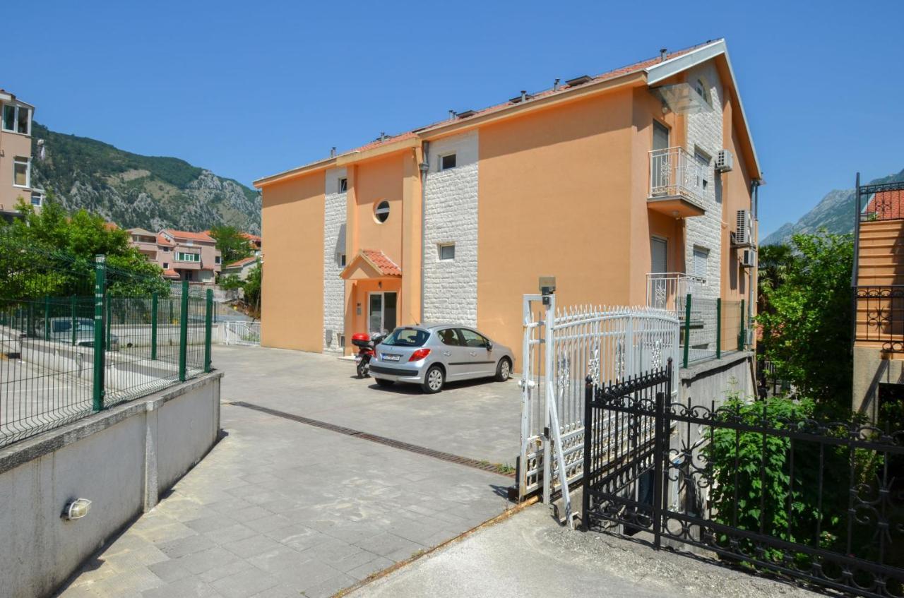 Tea Lux Apartment Kotor Exterior foto