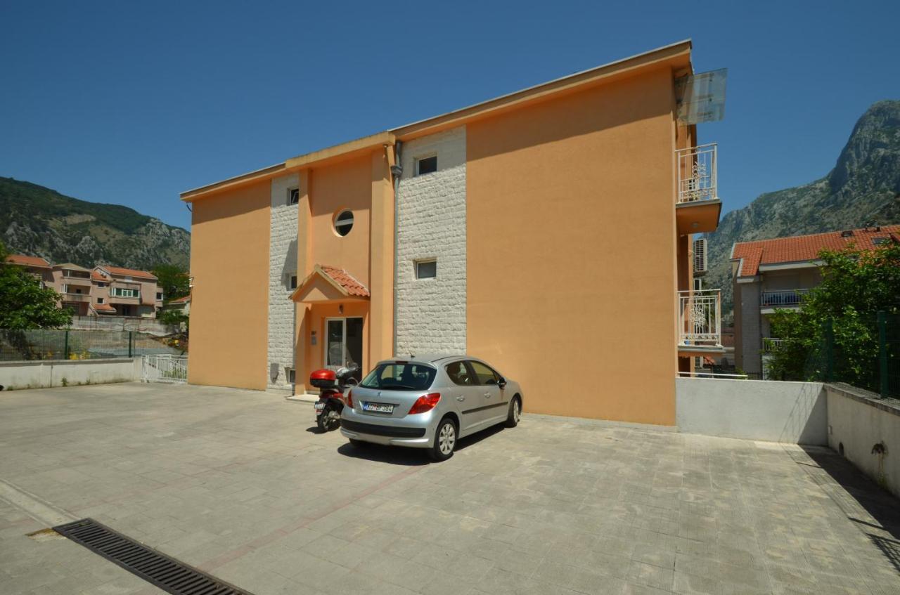 Tea Lux Apartment Kotor Exterior foto
