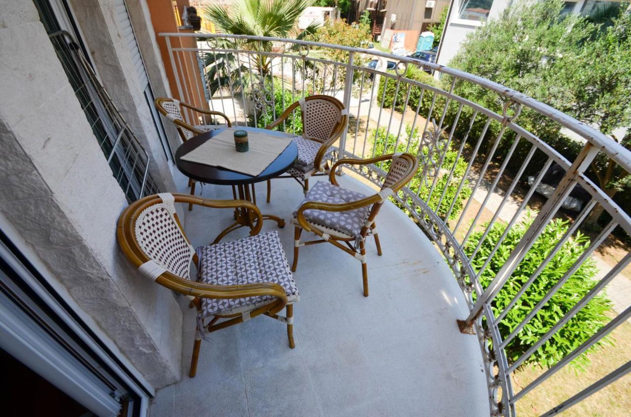Tea Lux Apartment Kotor Exterior foto